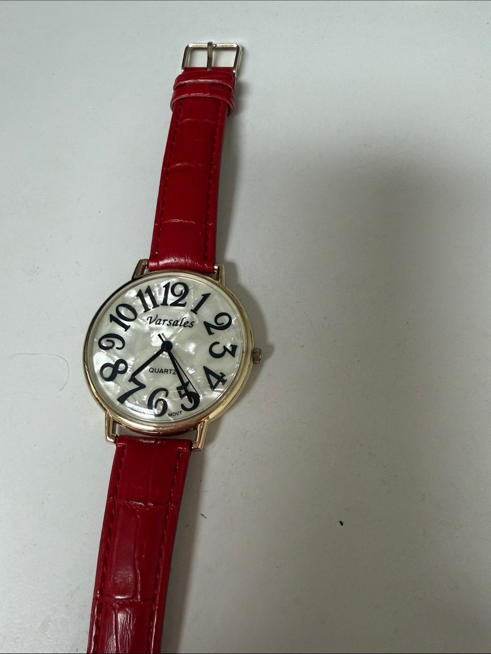 Source Unknown Red Leather Strap Watch with Gold-Tone Case